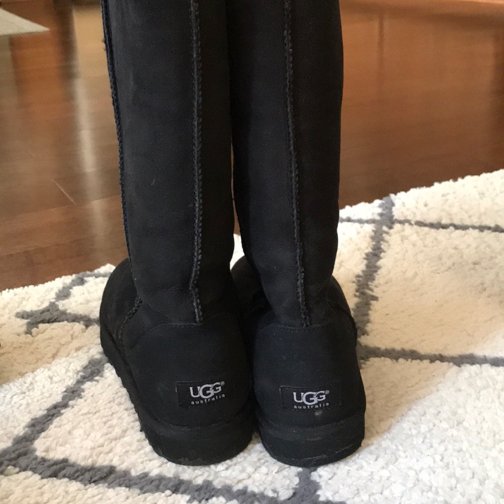 Black Ugg Classic Tall Boot